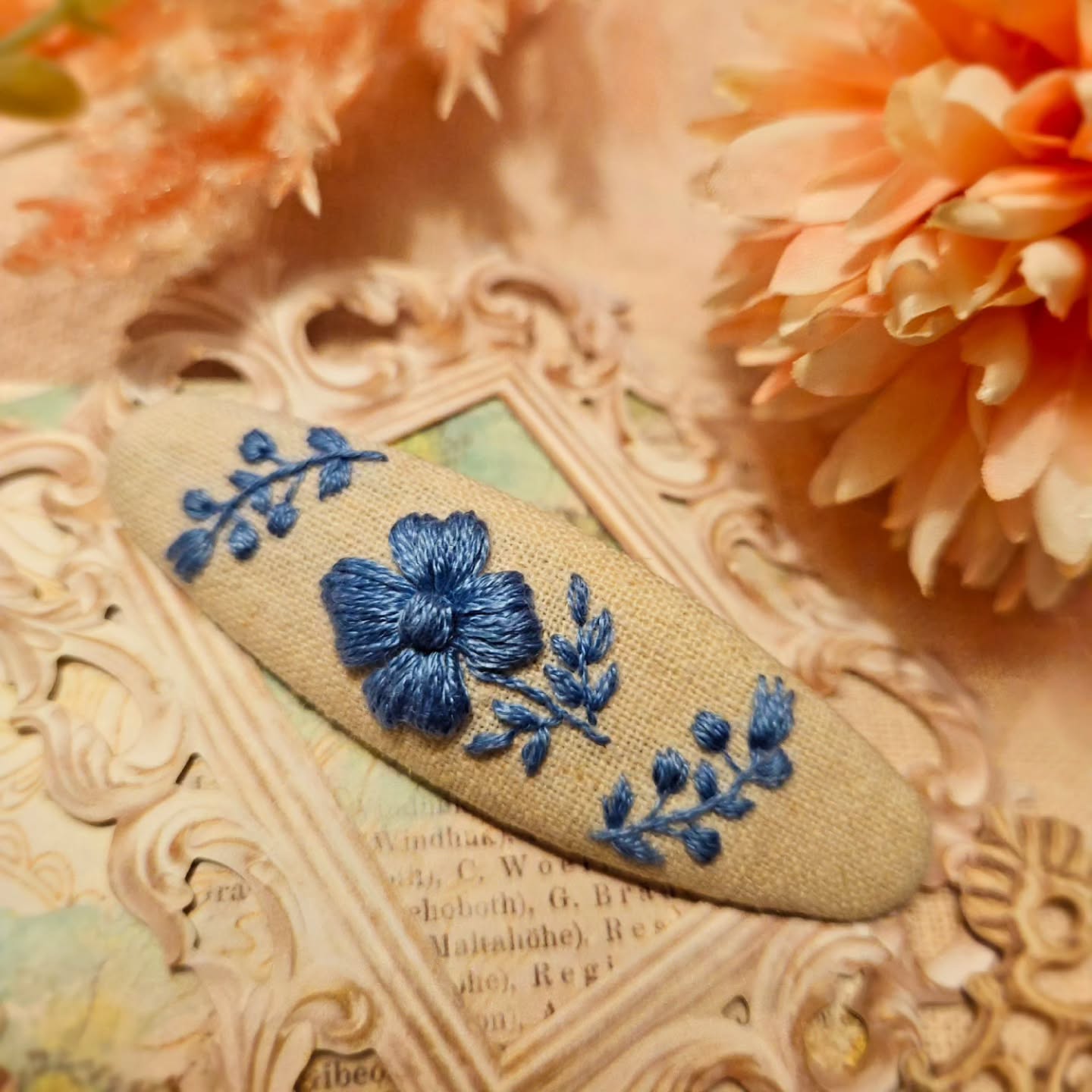 아폴리나 자수핀 - 이미지 3