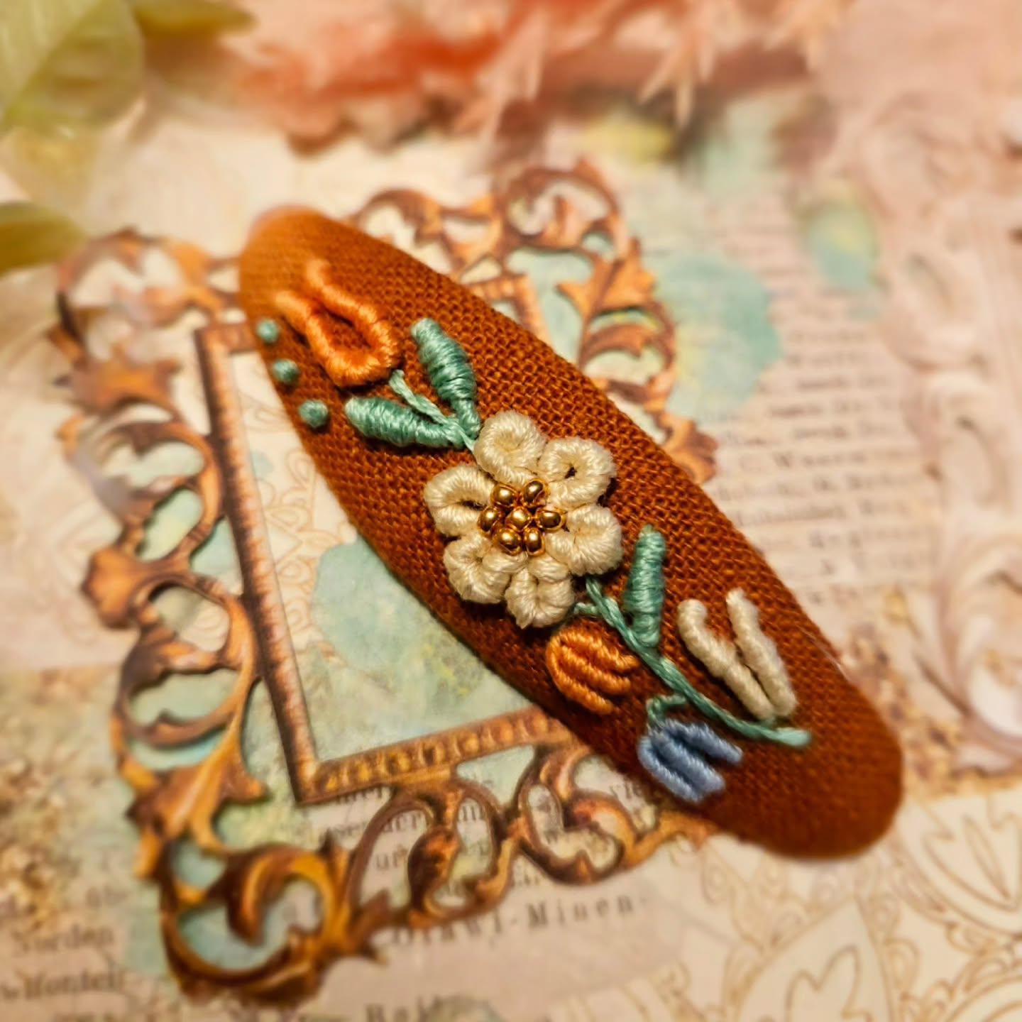 아폴리나 자수핀 - 이미지 5